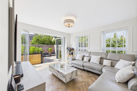 2 bedroom detached bungalow for sale, The Riverbank, Louth LN11