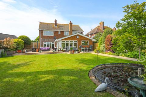 4 bedroom detached house for sale, Dane Road, Birchington, CT7