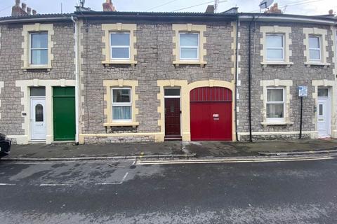 2 bedroom flat to rent, Palmer Street, Weston-super-Mare, North Somerset