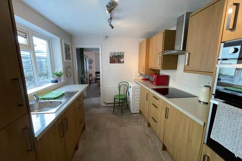 2 bedroom flat to rent, Palmer Street, Weston-super-Mare, North Somerset