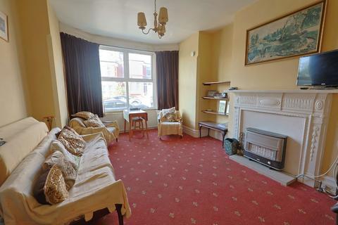 undefined, Nether Street, London, Greater London, N12