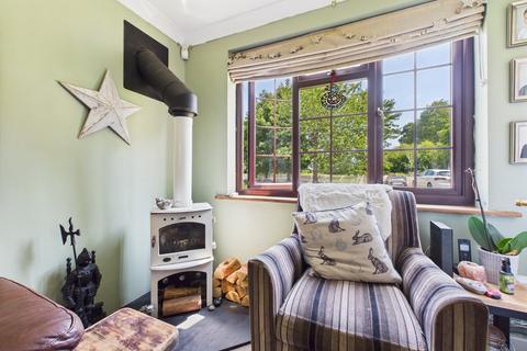 20 Aconite Close, Wick St Lawrence, Weston-super-mare, BS22 9TW