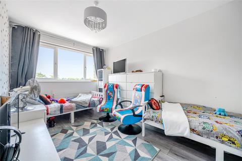 50 Avebury, Bracknell, RG12 8SQ