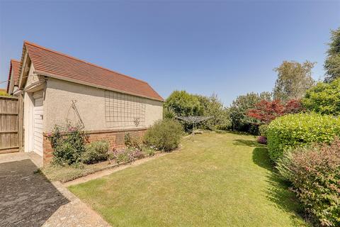 4 bedroom semi-detached house for sale, Loxwood Avenue, Worthing, BN14
