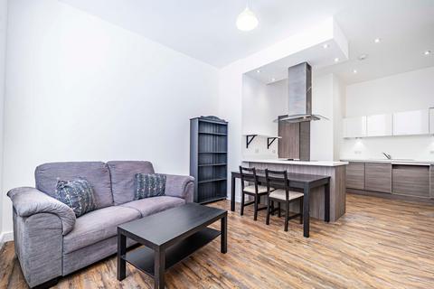 2 bedroom flat for sale, Hounds Gate, Nottingham, NG1