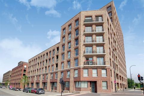 2 bedroom apartment to rent, at Folio London, Flat 33, Regatta House, , 21 Atlantis Avenue E16
