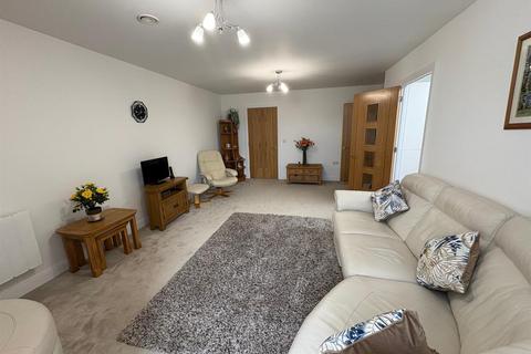 1 bedroom apartment for sale, Louis Arthur Court, 27-31 New Road, North Walsham, Norfolk, NR28 9FJ