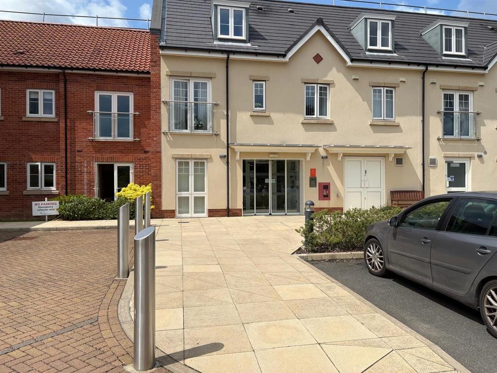 Etih6 ZR1802 J5 OUEz JAj0 A.jpg