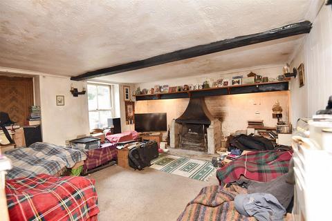 undefined, Ivy Cross, Shaftesbury