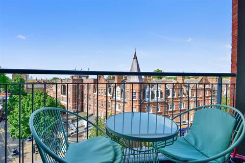 2 bedroom apartment for sale, Newington Green, London, N16