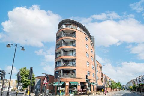 2 bedroom apartment for sale, Newington Green, London, N16