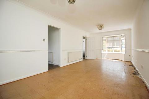 4 bedroom detached house for sale, Orchard Way, Syston, LE7