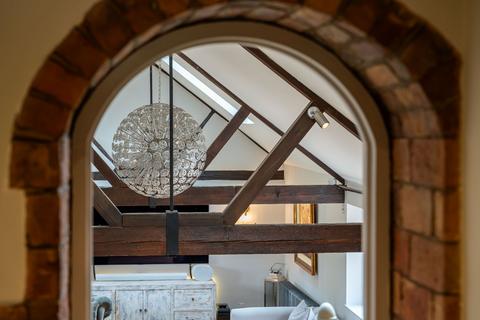 4 bedroom barn conversion for sale, Banbury OX15