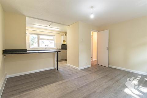 53 Bourne Close, Basildon, SS15 6DG