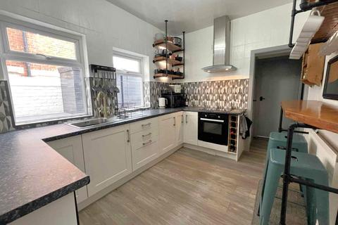 16 Norcliffe Road, Bispham, Blackpool, FY2 9AW
