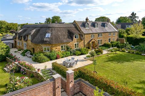 5 bedroom detached house for sale, Westhorpe Lane, Byfield, Daventry, Northamptonshire, NN11