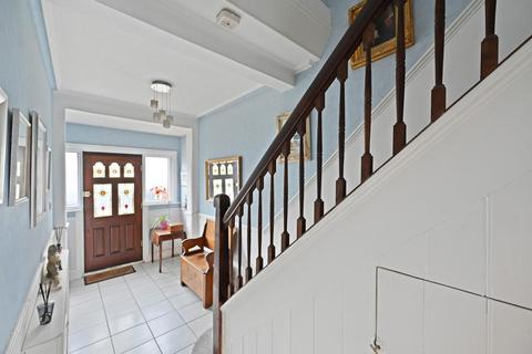3 bedroom end of terrace house for sale, Cecil Road, Acton