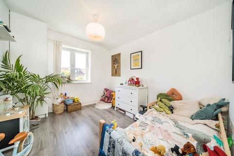 Bottom Flat, 7 Briscoe Road, London, SW19 2AH