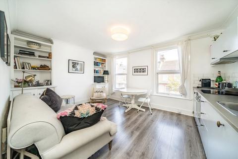 Bottom Flat, 7 Briscoe Road, London, SW19 2AH
