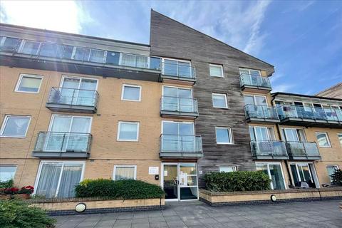 2 bedroom flat for sale, Tilley Road, Feltham, TW13