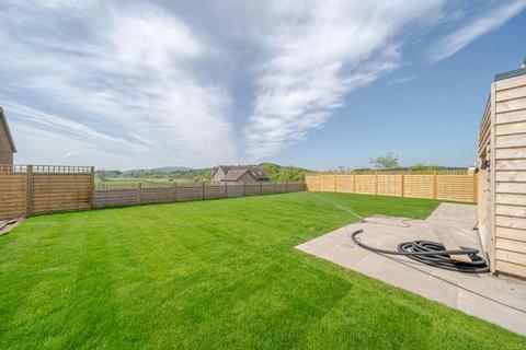 4 bedroom detached house for sale, Broome, SY7 0NX SY7