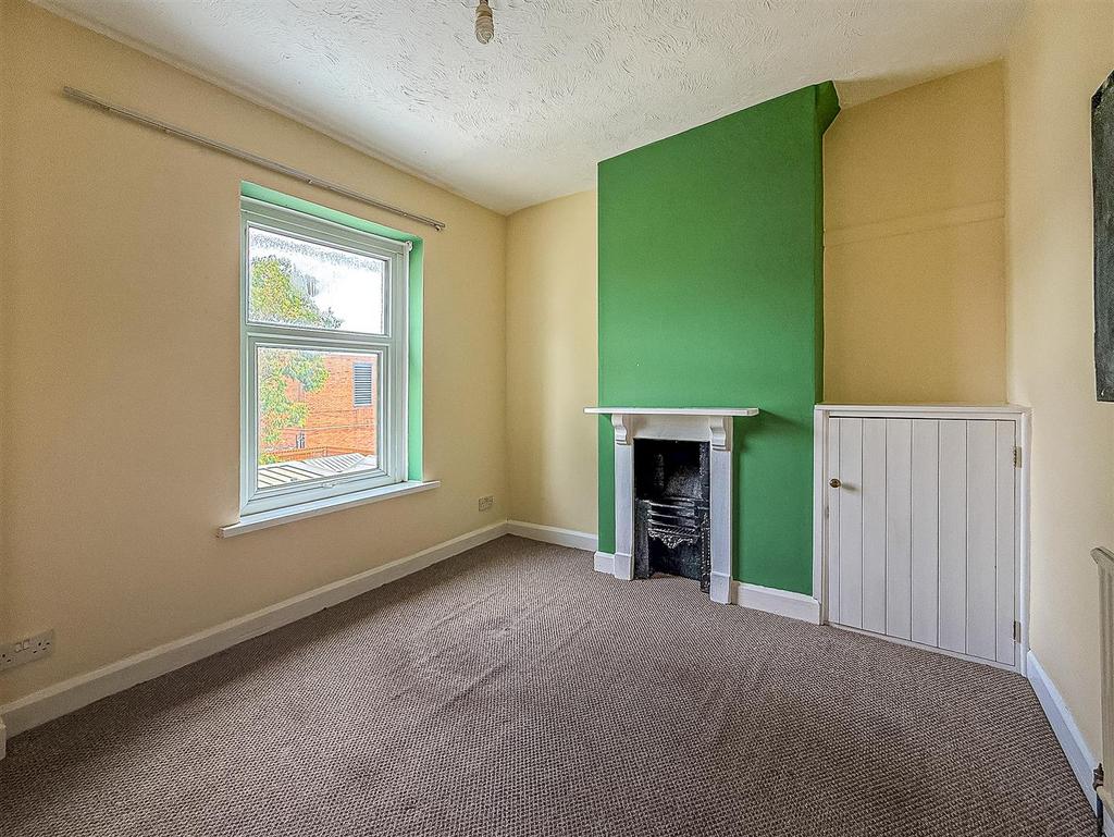 Inverness Place 6-3.jpg