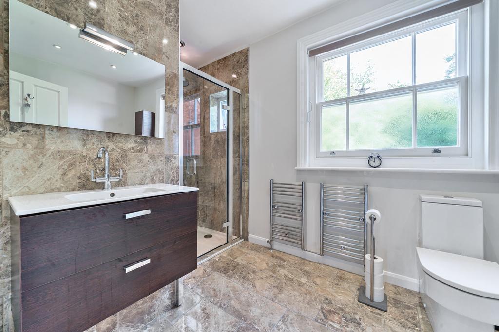 Ensuite Bathroom