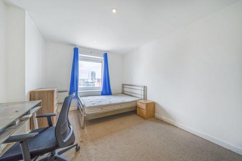 2 bedroom apartment for sale, The Quays, Salford, Greater Manchester