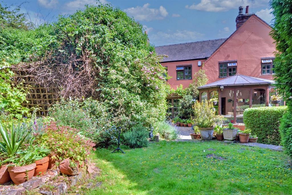 Garden (2).jpeg