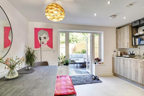 3 bedroom semi-detached house for sale, Truswell Crescent, Sawbridgeworth, CM21