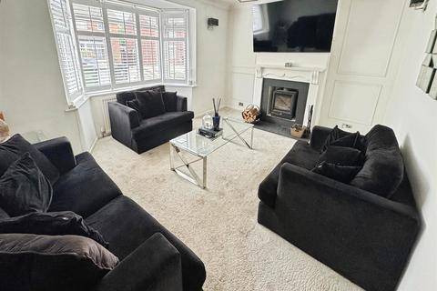 undefined, Gail Close, Alderley Edge
