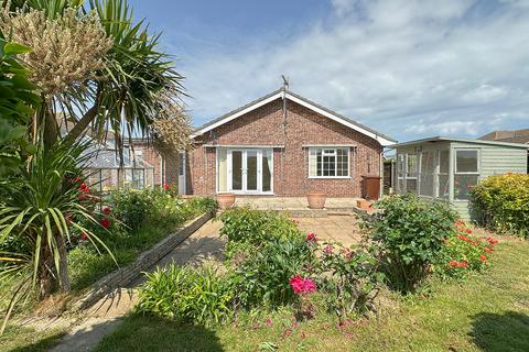 2 bedroom detached bungalow for sale, Ledra Drive, Pagham, Bognor Regis, West Sussex PO21