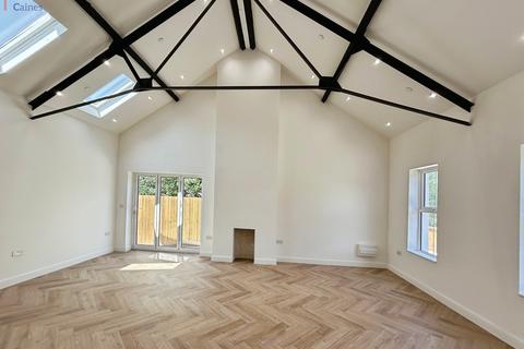 2 bedroom detached bungalow for sale, St John House Bryn, Port Talbot, Neath Port Talbot. SA13 2RT