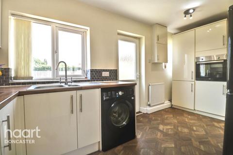 128 Broadway, Dunscroft, Doncaster, DN7 4HD
