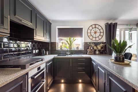 4 bedroom house for sale, Ambleside Avenue, Telscombe Cliffs, Peacehaven