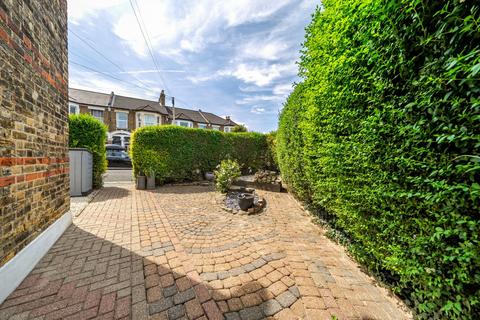 2 bedroom maisonette for sale, Mount Pleasant Road, London, SE13