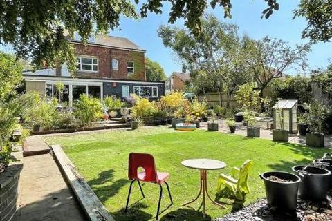 6 bedroom detached house for sale, 363 Ditchling Road, Brighton, East Sussex, BN1 6JU