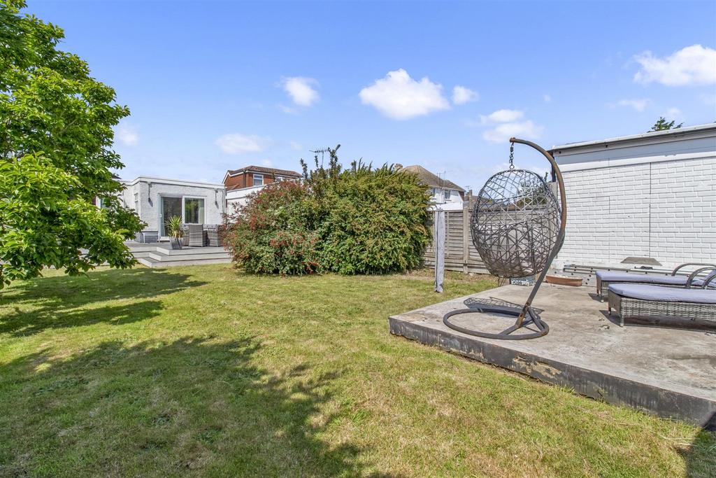 Southways Avenue 8 023.JPG