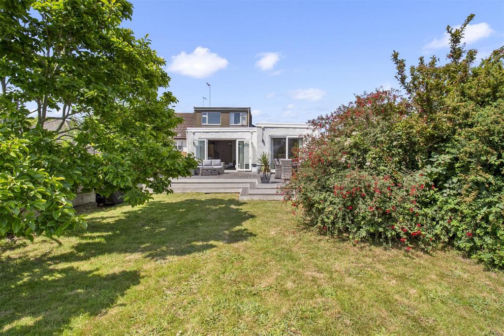 Southways Avenue 8 022.JPG