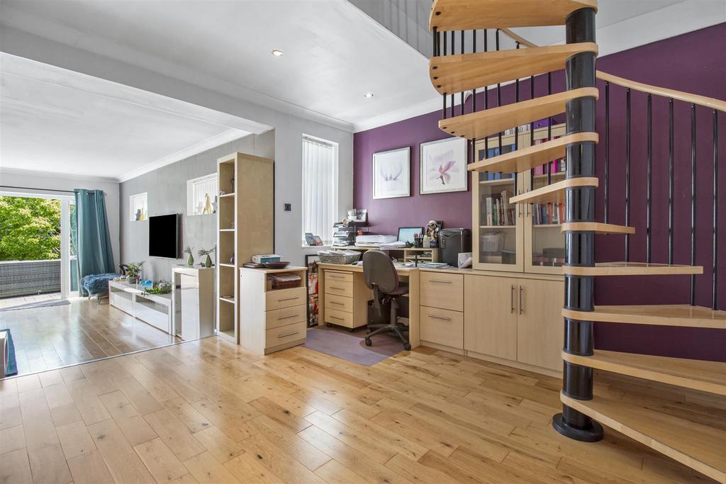 Southways Avenue 8 018.JPG
