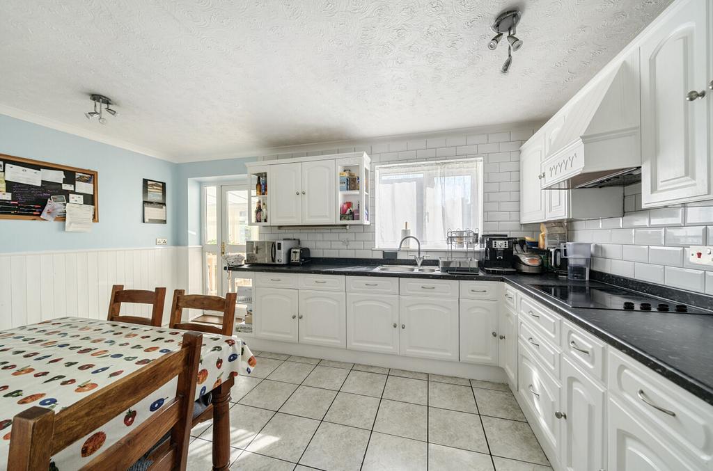 1311464-6-6853cd5...