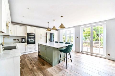 undefined, Beacon Hill Road, Surrey GU26