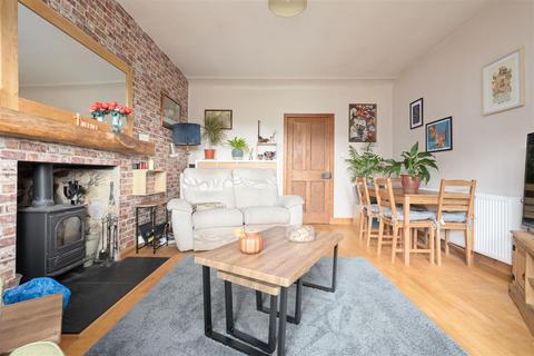2 bedroom cottage for sale, Dunbog, Newburgh