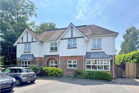 2 bedroom flat to rent, Westbourne