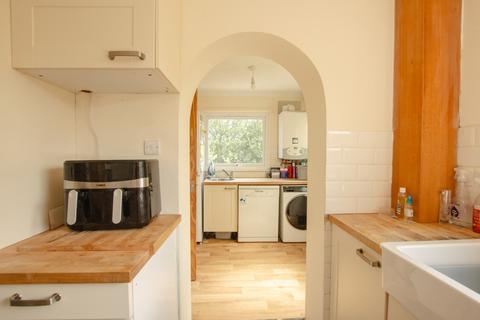4 bedroom semi-detached house for sale, 25 Crinnicks Hill, Bodmin, PL31 1A