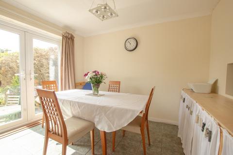 4 bedroom semi-detached house for sale, 25 Crinnicks Hill, Bodmin, PL31 1A