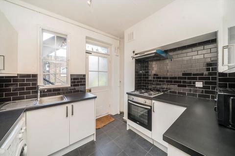 2 bedroom flat for sale, Bloomfield Road, London N6