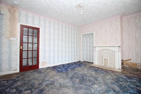 14 Bathgate Road, East Whitburn, Bathgate, EH47 0JE