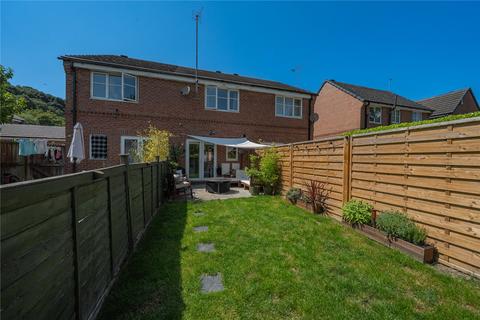 4 Naylor Garth, Leeds, LS6 2SQ