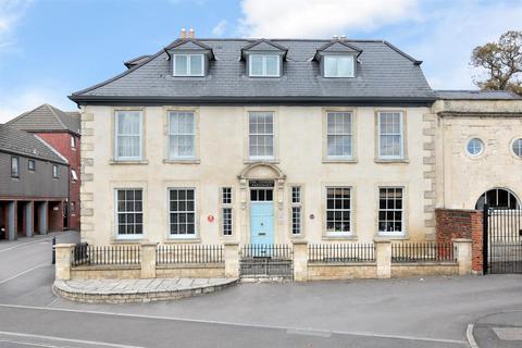 2 bedroom flat for sale, Conigre, Trowbridge